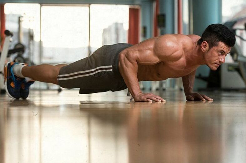 To increase the libido is enough to perform a few push-ups from the floor. 